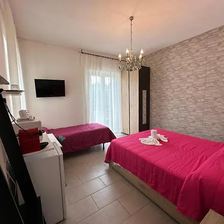 B&B La Magnolia Caprino Veronese Exterior photo